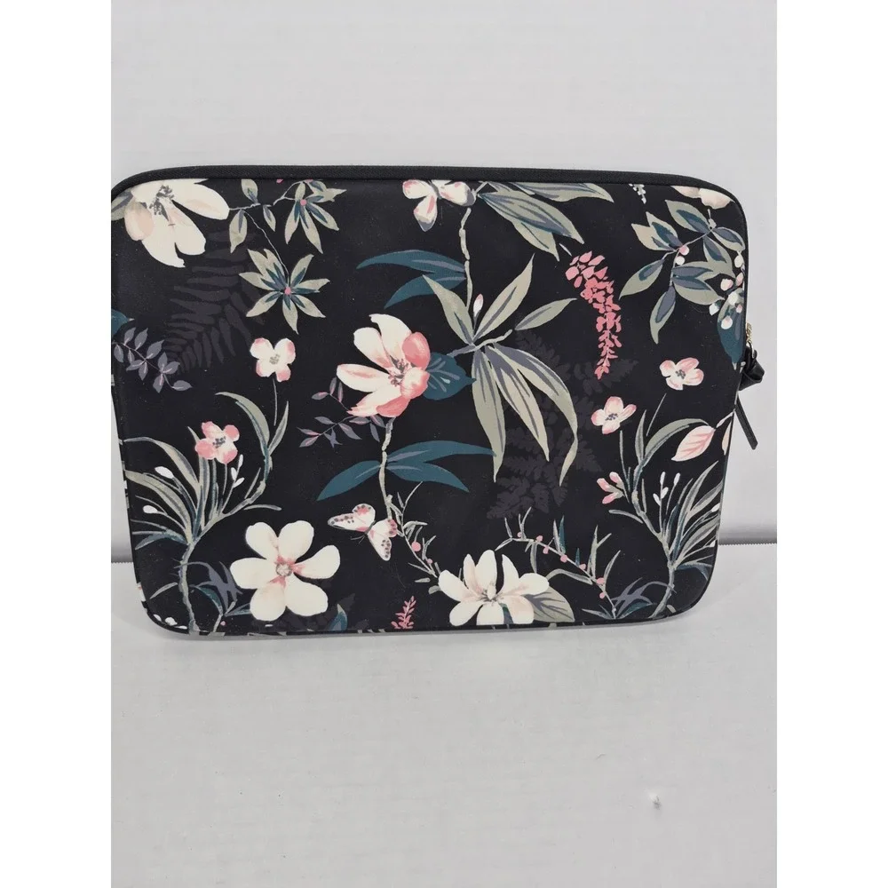 Kate Spade Black Floral Print Nylon Padded Laptop Sleeve Excellent